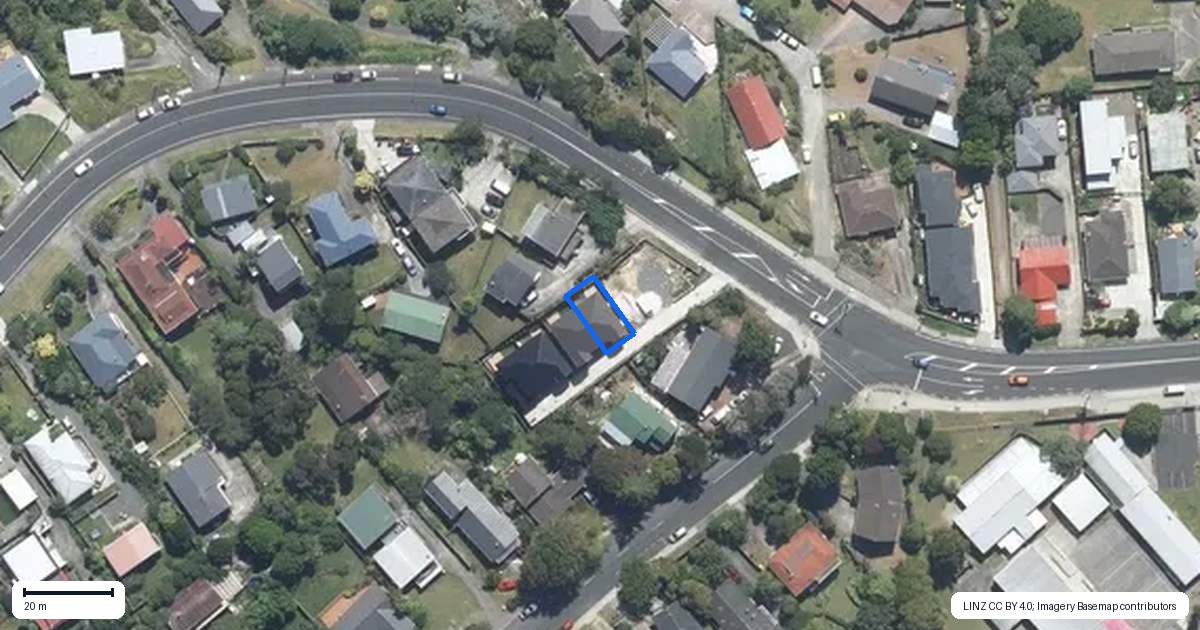 Property context map for 3/38 Manuka Road, Glenfield, Auckland