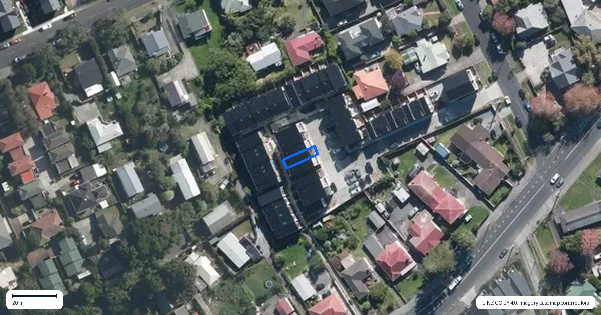 Property context map for 12 Fantail Place, Avondale, Auckland