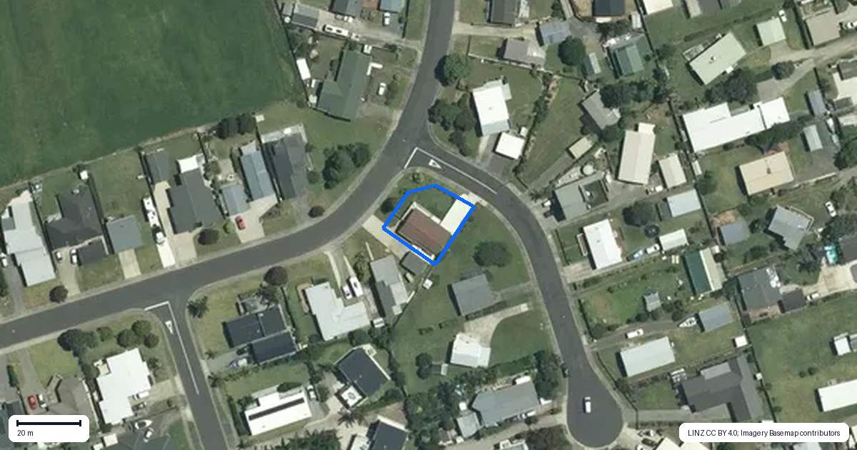 Property context map for 14 Poplar Street, Whitianga