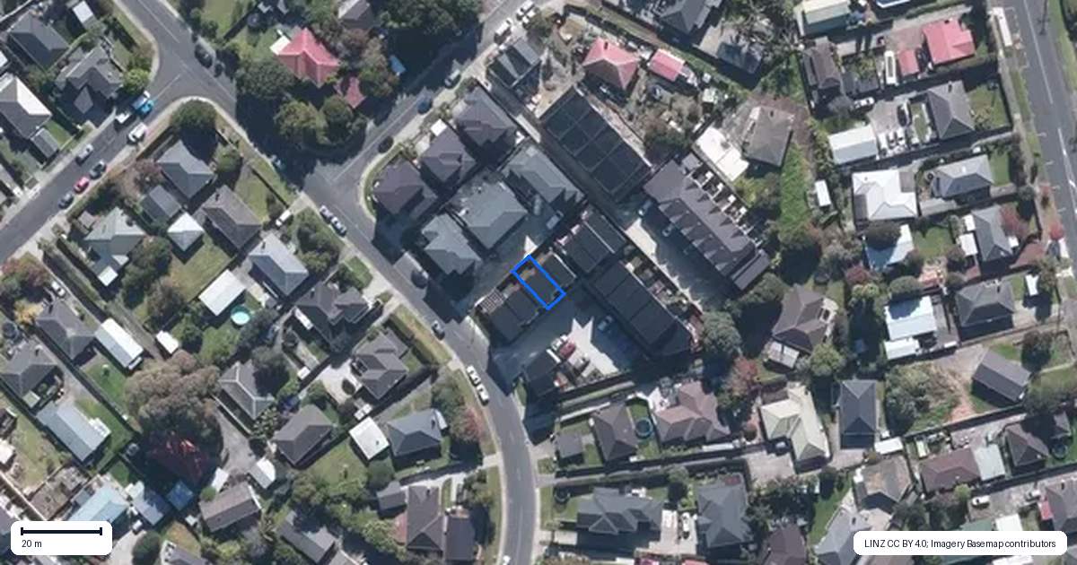 Property context map for 4/57 Kervil Avenue, Te Atatu Peninsula, Auckland