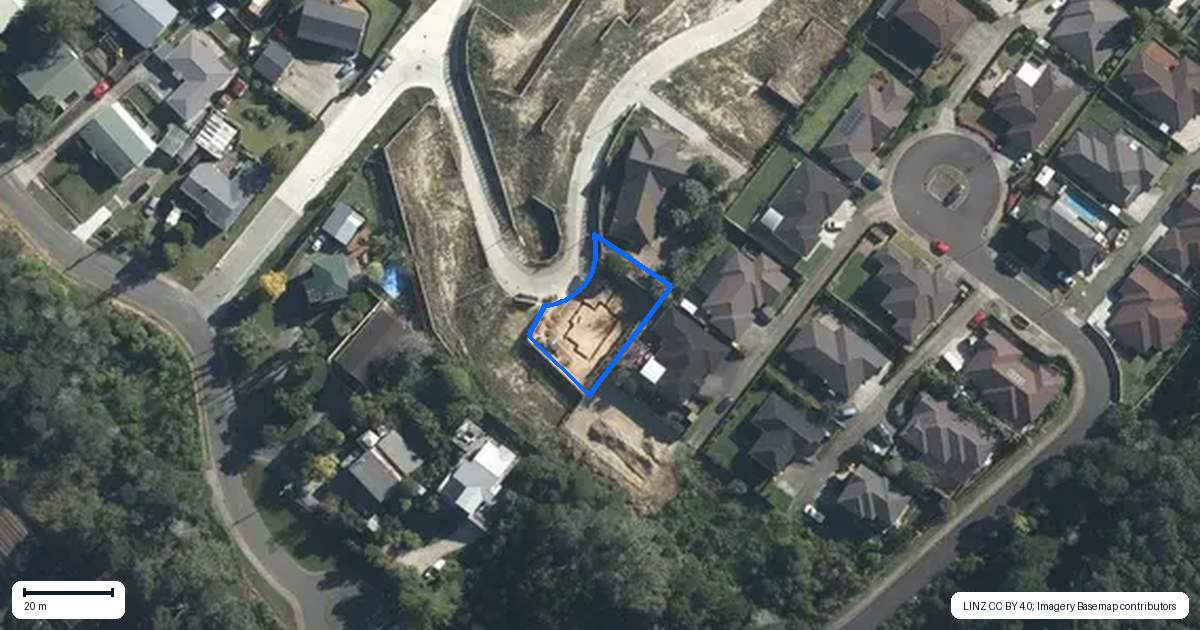 Property context map for 28 Mara Way, Sunnyvale, Auckland