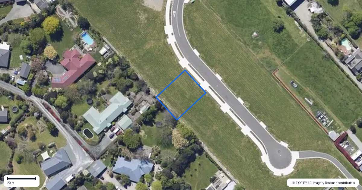 Property context map for 8 Pyke Place, Wakefield