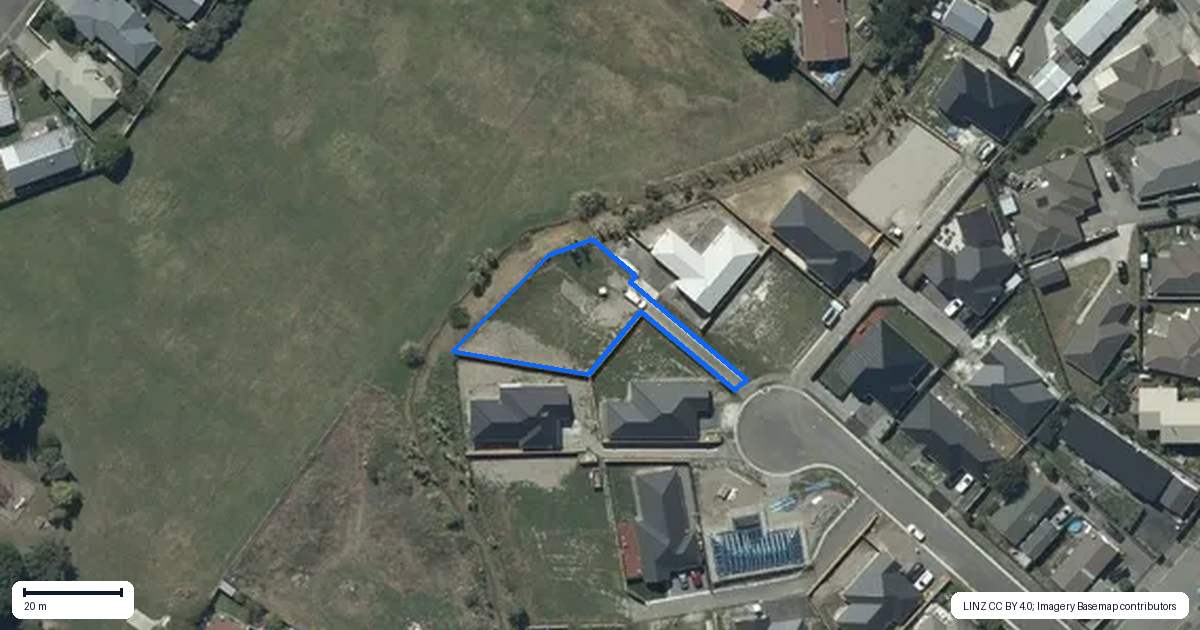 Property context map for 21 Akau Place, Bromley, Christchurch