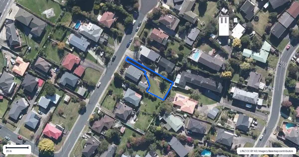 Property context map for 5A Merville Avenue, Te Atatu South, Auckland