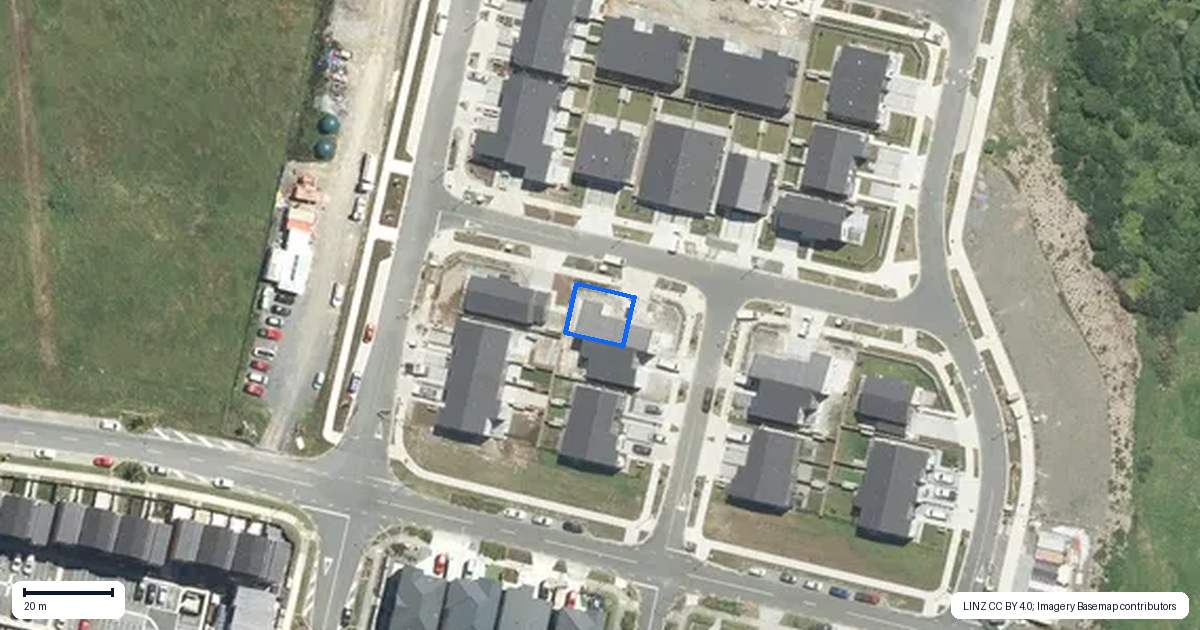 Property context map for 8 Otereti Street, Flat Bush, Auckland
