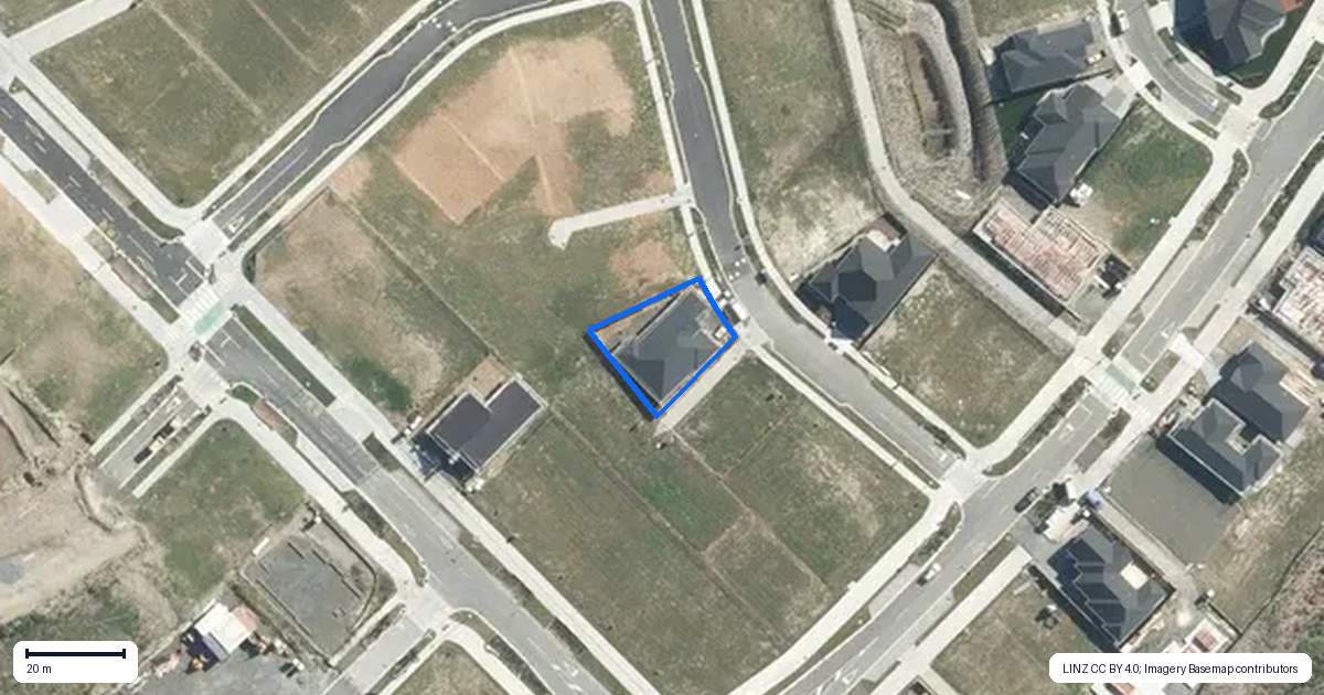 Property context map for 11 Hicks Road, Wainui
