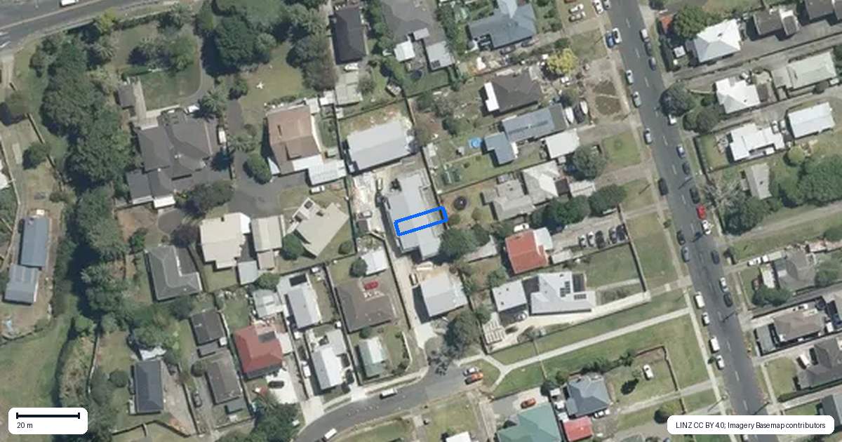 Property context map for 76 Molesworth Place, Mangere, Auckland