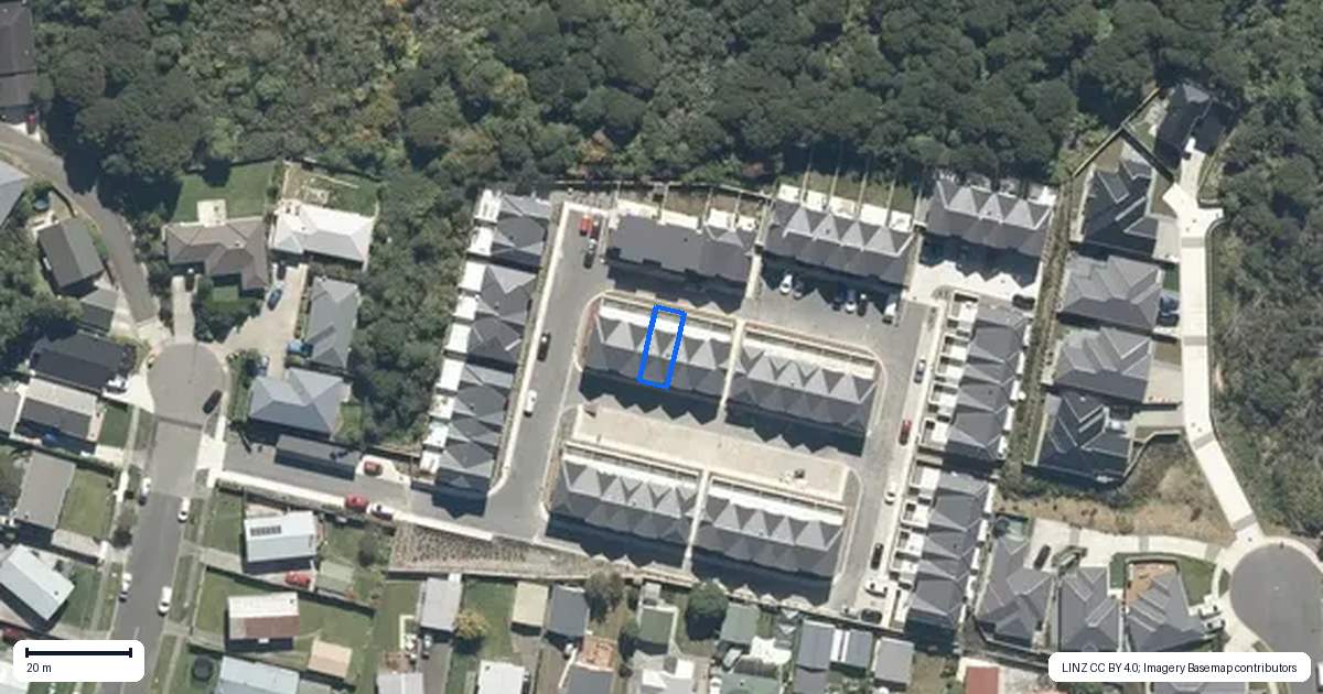 Property context map for 5 Te Ara o Pikiarero, Wainuiomata, Lower Hutt