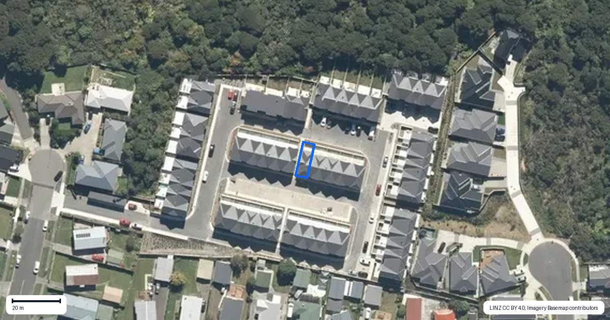 Property context map for 11 Te Ara o Pikiarero, Wainuiomata, Lower Hutt