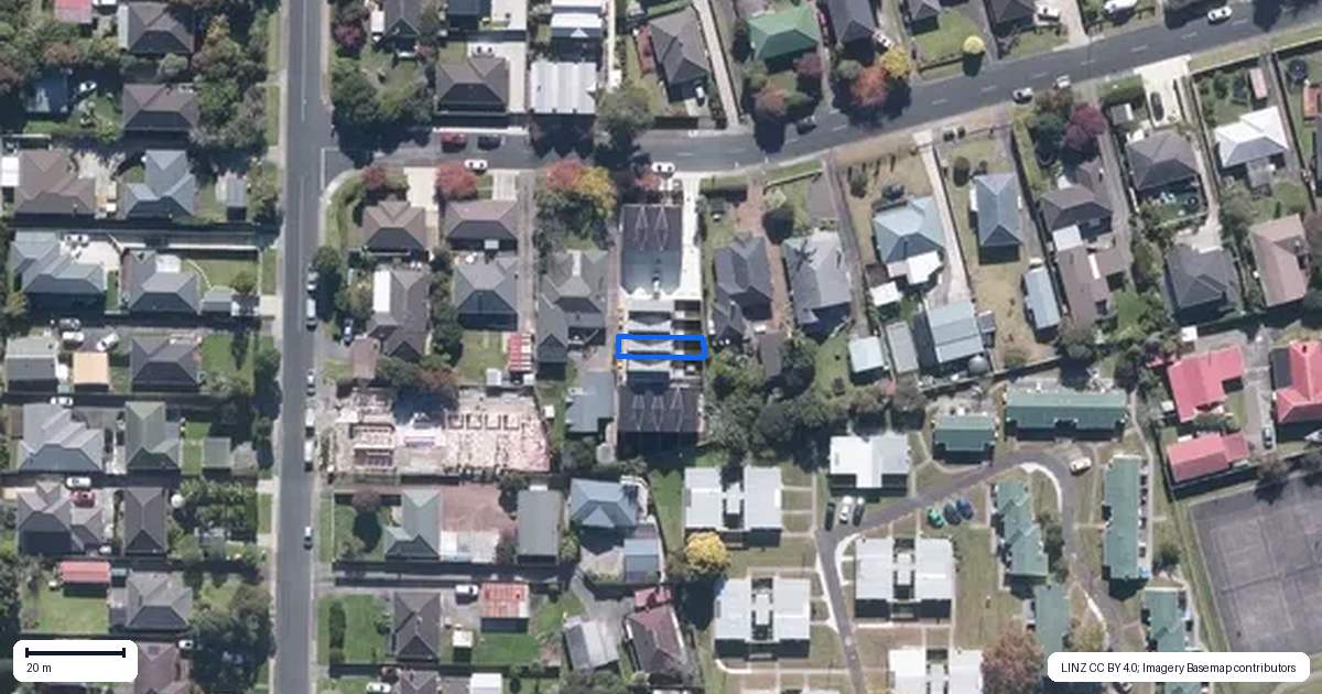 Property context map for 6/20 Moor Avenue, Te Atatu Peninsula, Auckland