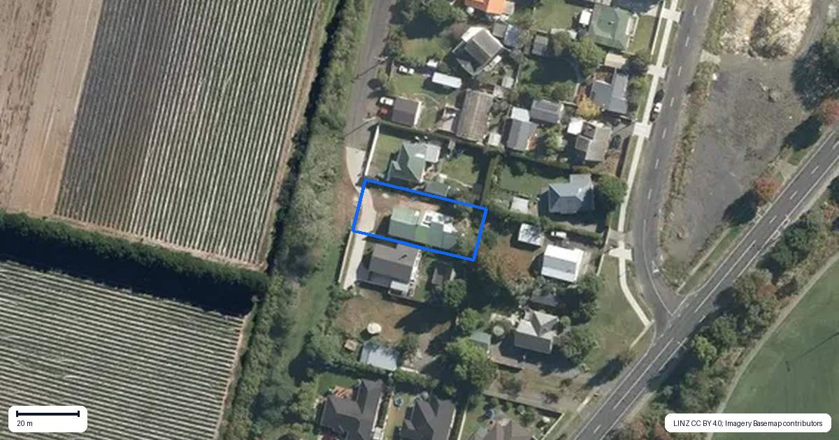 Property context map for 51 Cambridge Road, Riverhead