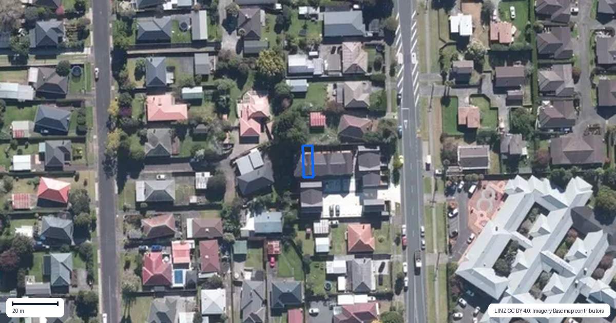 Property context map for 6/47 Beach Road, Te Atatu Peninsula, Auckland