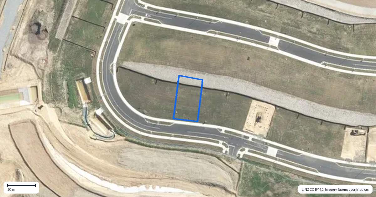 Property context map for 30 Pekanga Road, Orewa