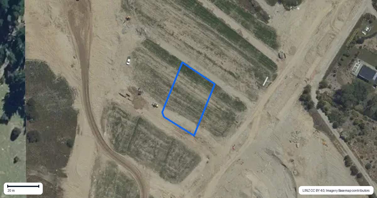Property context map for 4 Midrun Lane, Luggate, Wanaka