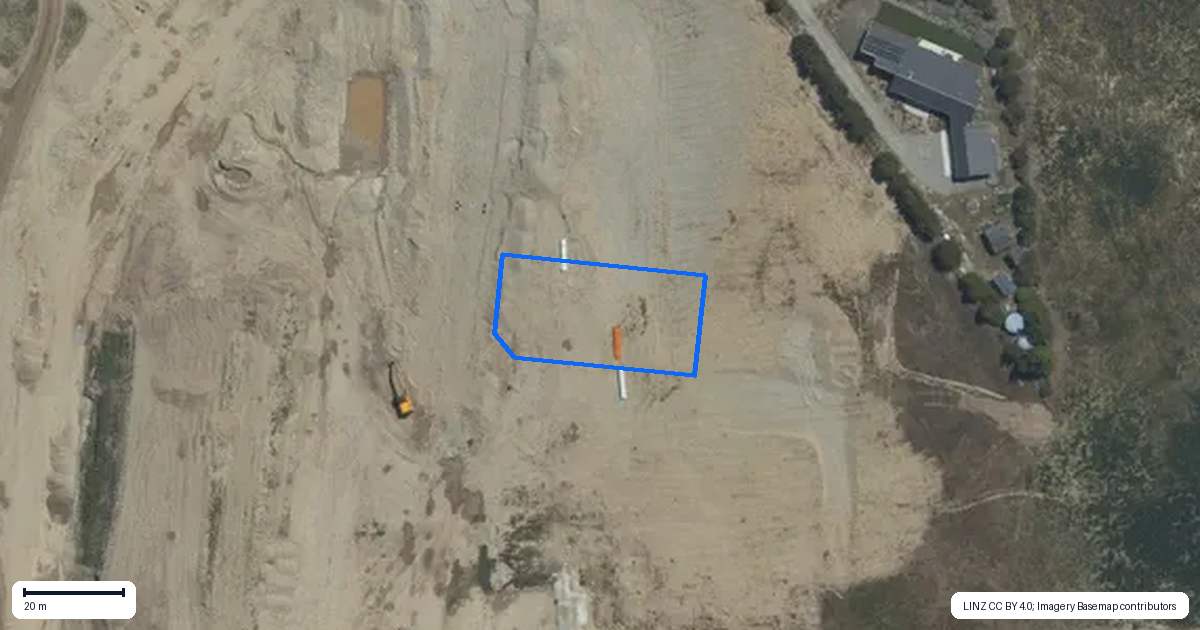 Property context map for 11 Lake McKay Drive, Luggate, Wanaka