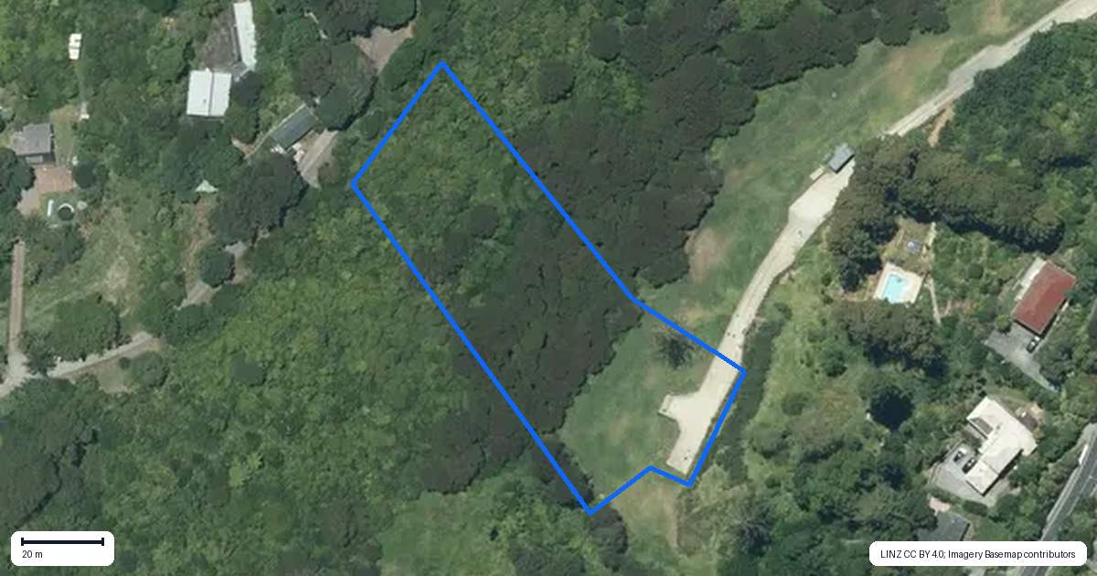 Property context map for 661B South Titirangi Road, Titirangi, Auckland