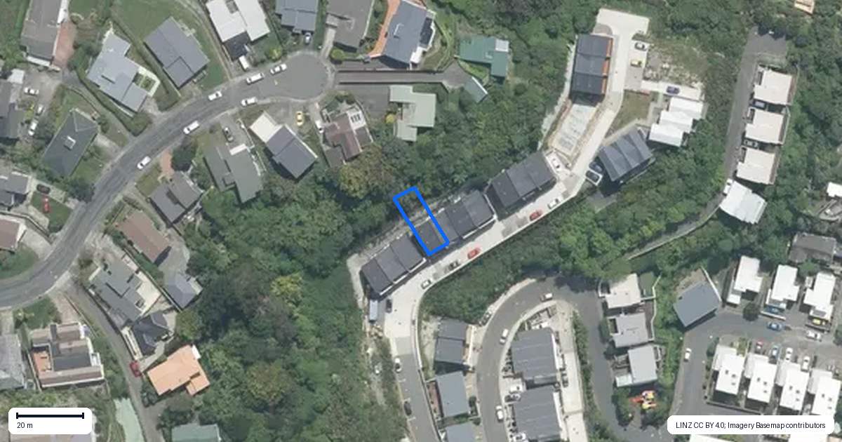 Property context map for 111 Tiketike Way, Brooklyn, Wellington