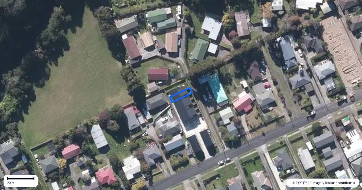 Property context map for 7/42 Woodside Road, Massey, Auckland