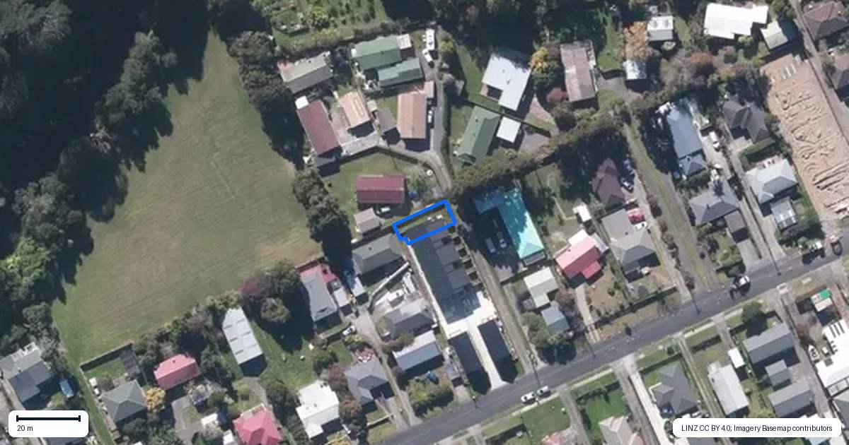 Property context map for 8/42 Woodside Road, Massey, Auckland
