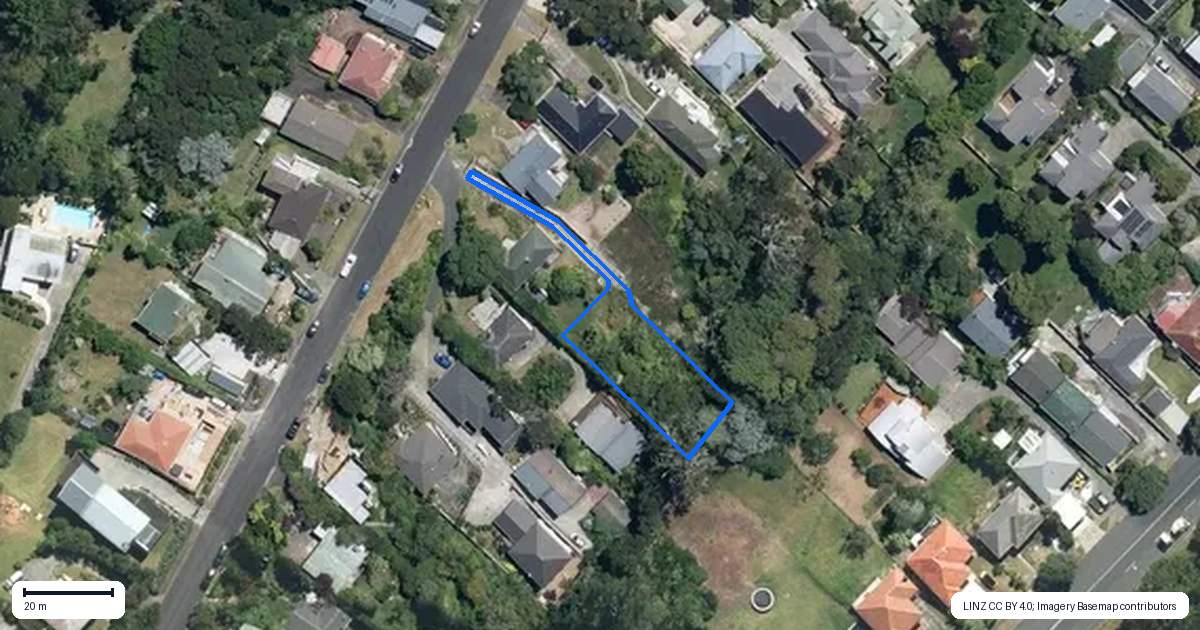 Property context map for 25A Fairmount Road, Titirangi, Auckland