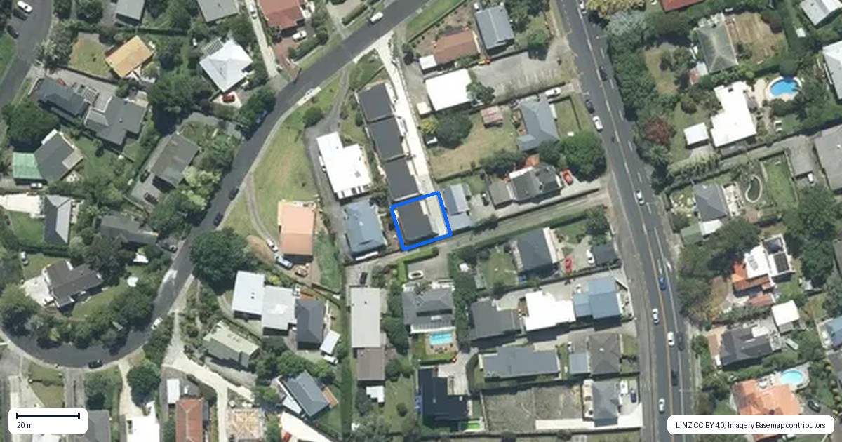 Property context map for 4D Coroglen Avenue, Birkenhead, Auckland