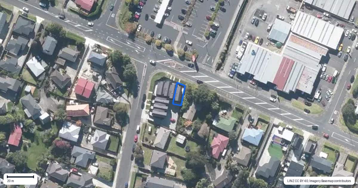 Property context map for 82A Union Road, Howick, Auckland