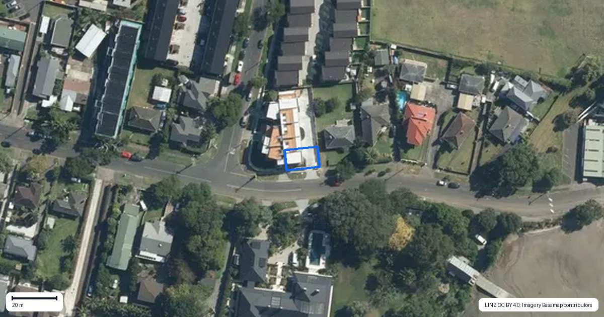 Property context map for 90B Kings Road, Panmure, Auckland