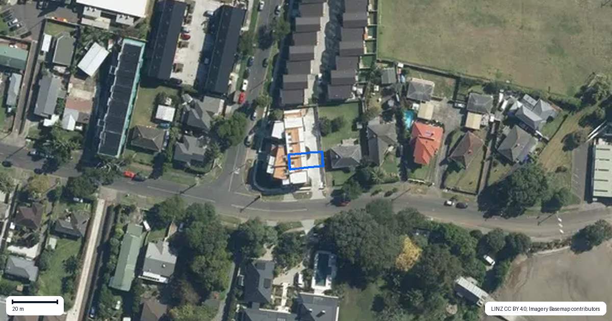 Property context map for 90C Kings Road, Panmure, Auckland
