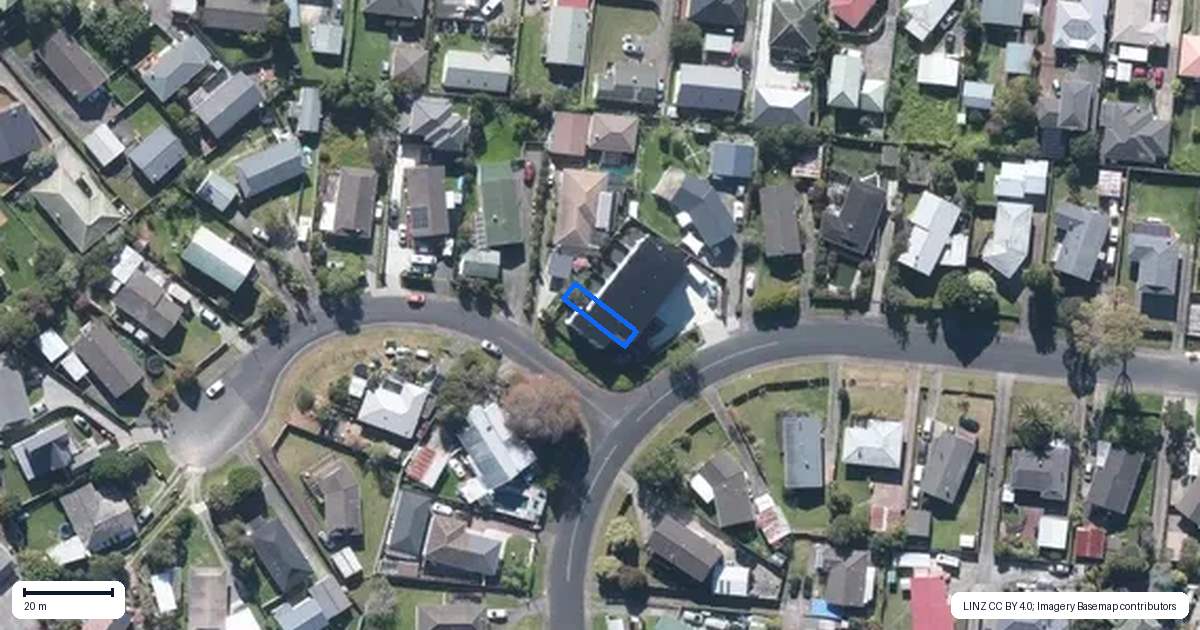 Property context map for 18B Larissa Avenue, Henderson, Auckland