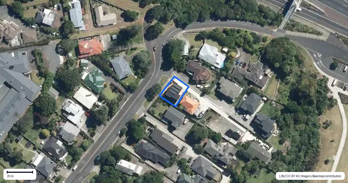 Property context map for 32 Seacliffe Road, Hillsborough, Auckland