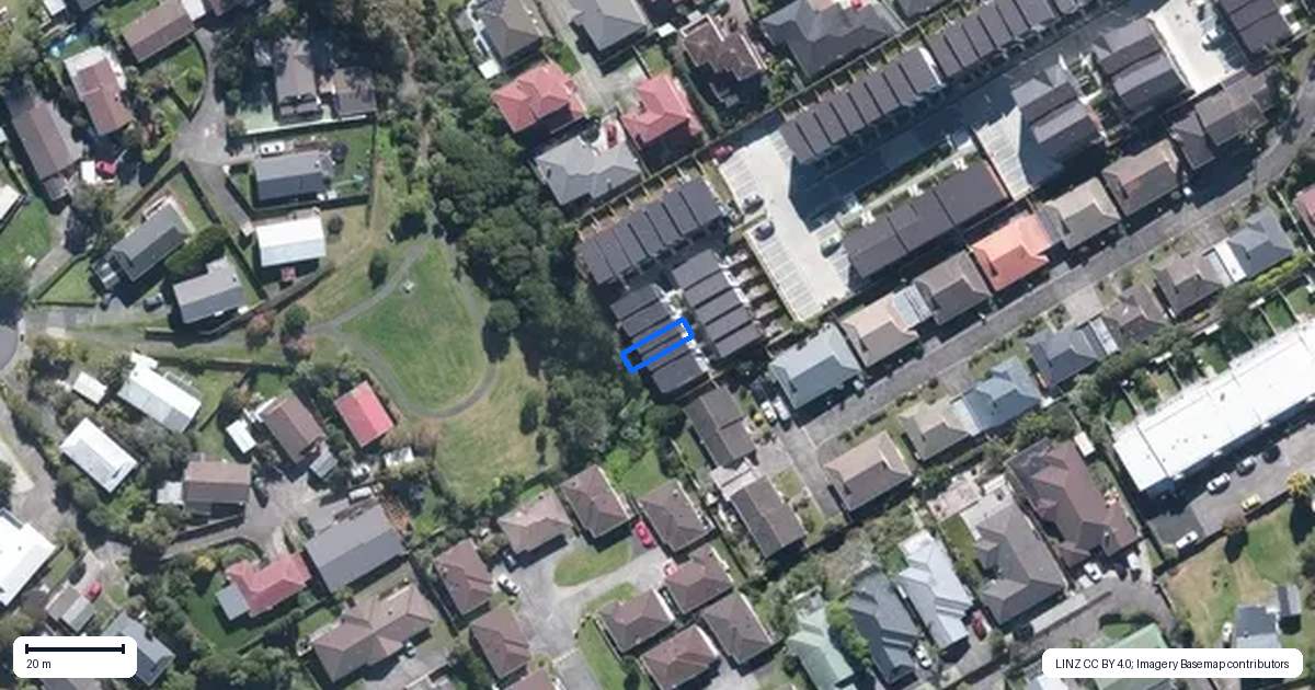 Property context map for 54 Raupeti Lane, Henderson, Auckland