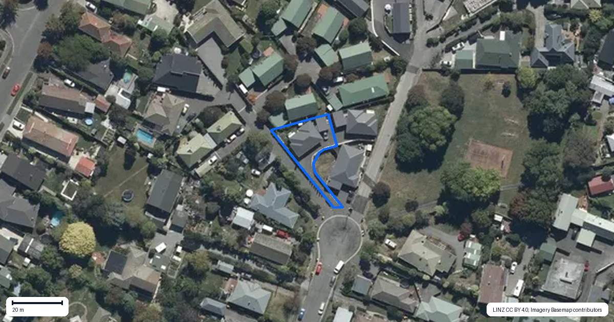 Property context map for 2/37 Larch Place, Casebrook, Christchurch