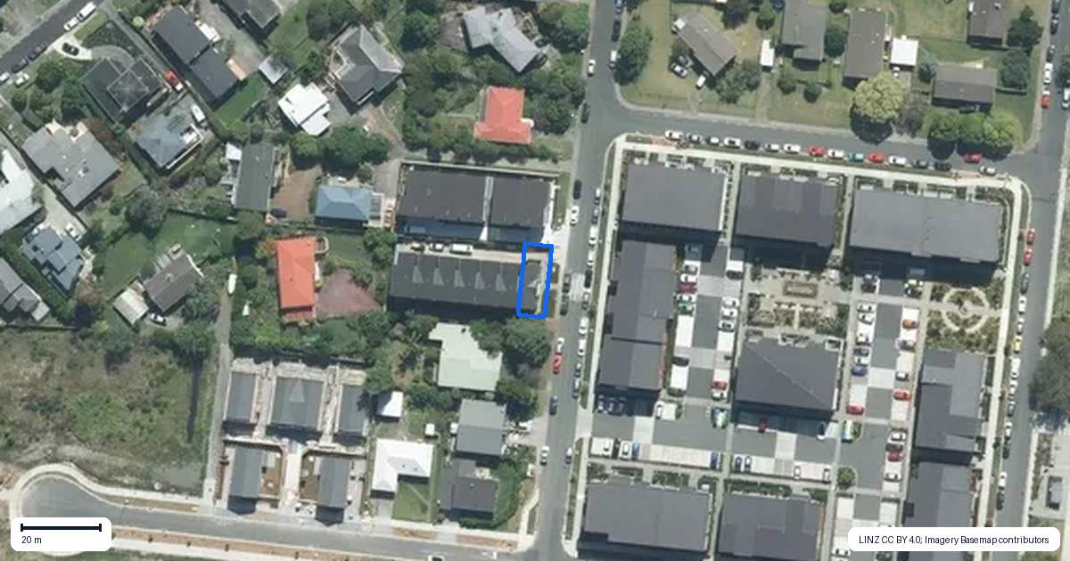 Property context map for 1/30 Potter Avenue, Northcote, Auckland