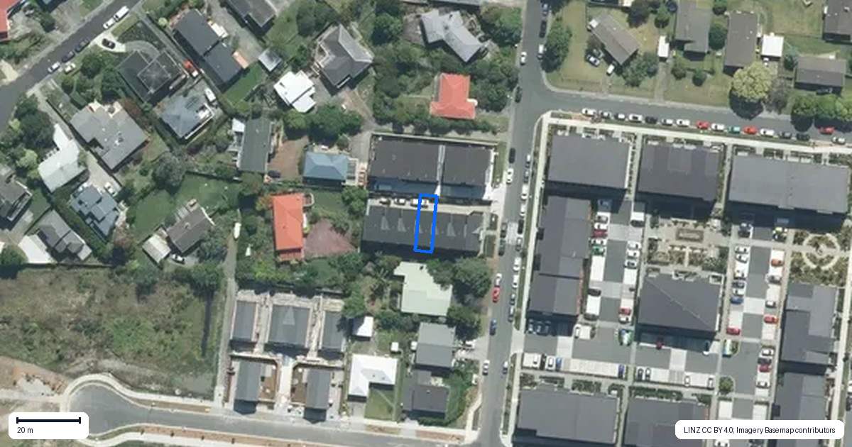 Property context map for 4/30 Potter Avenue, Northcote, Auckland