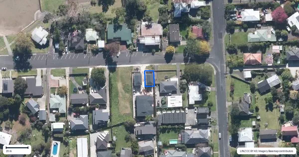 Property context map for 1/2 Chapman Road, Te Atatu Peninsula, Auckland