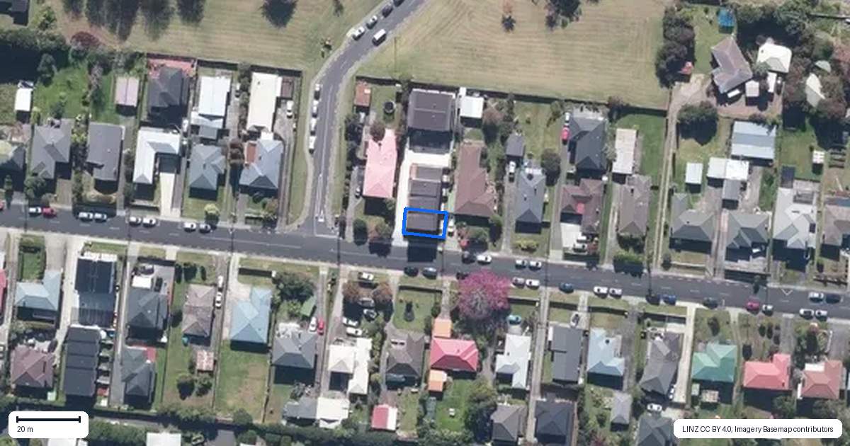 Property context map for 1/30 Woodford Avenue, Henderson, Auckland