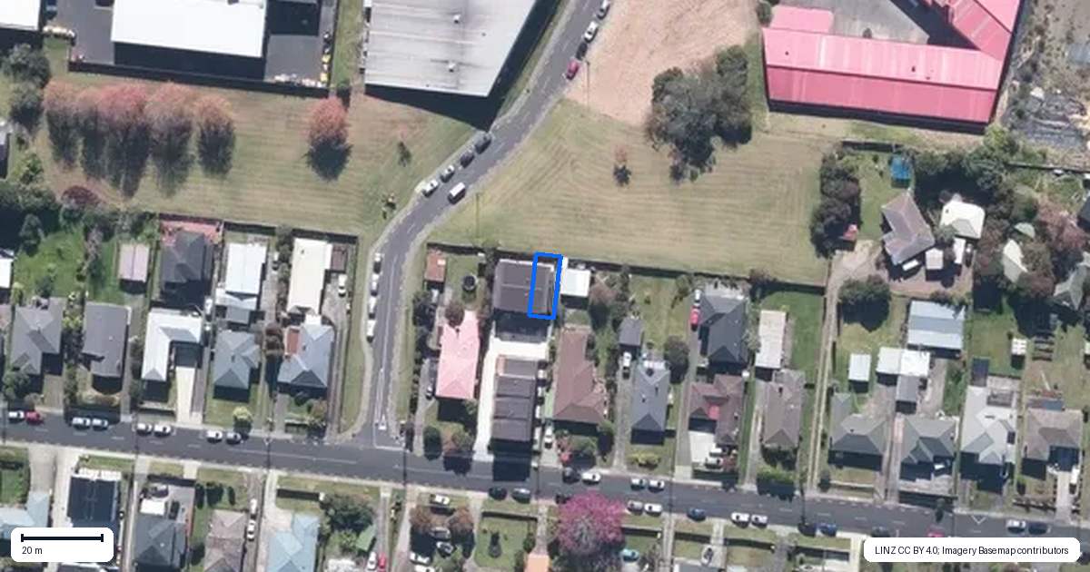 Property context map for 7/30 Woodford Avenue, Henderson, Auckland