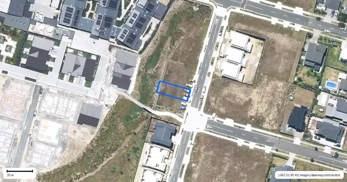 Property context map for 20 Kowaitau Avenue, Beachlands, Auckland
