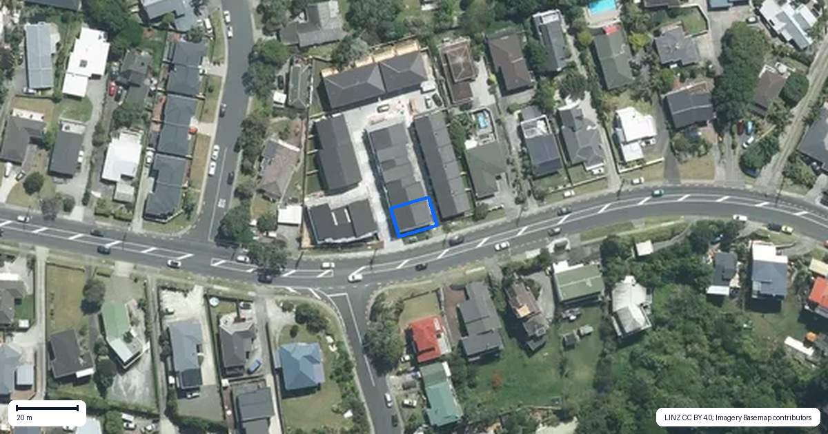 Property context map for 1/145 Carlisle Road, Northcross, Auckland