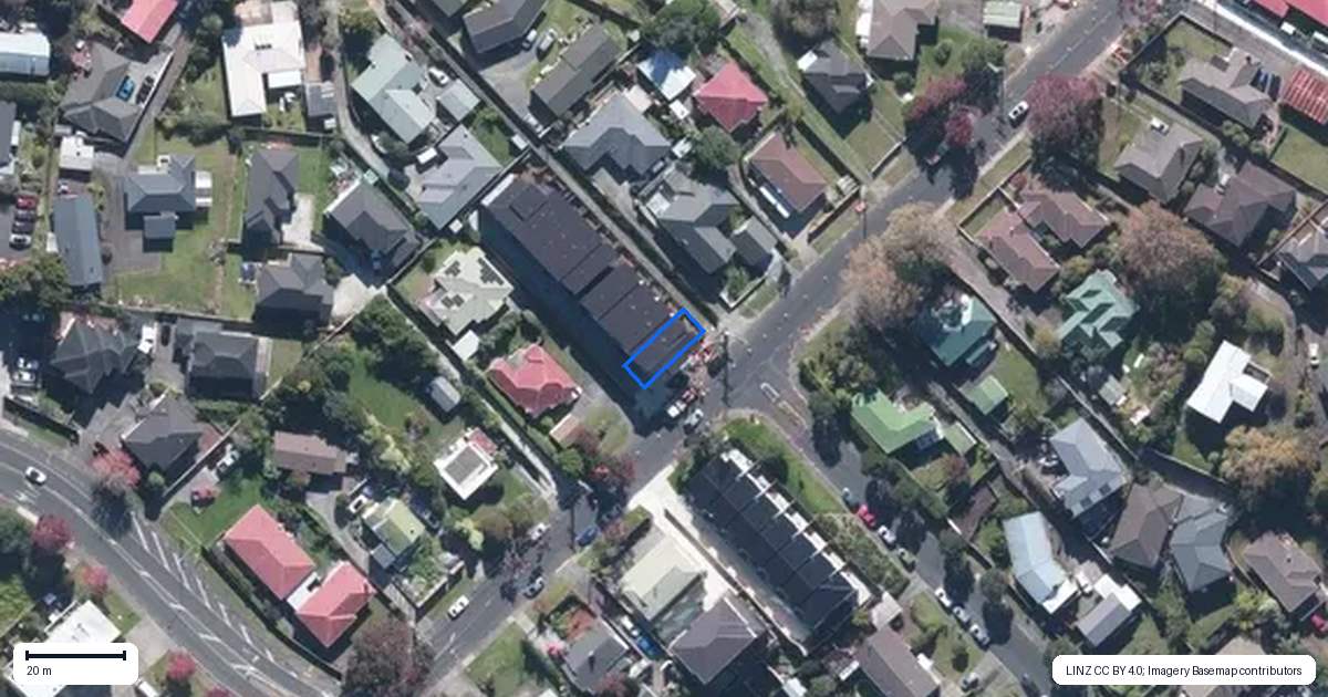 Property context map for 1/26 Buscomb Avenue, Henderson, Auckland