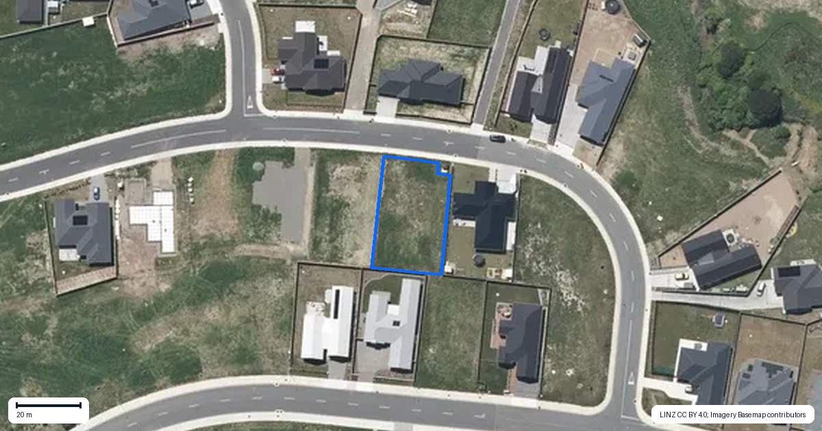 Property context map for 7 Kotuku Ngutupapa Way, Waikanae