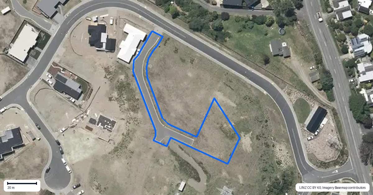 Property context map for 21 Anderson Park Drive, Waikanae