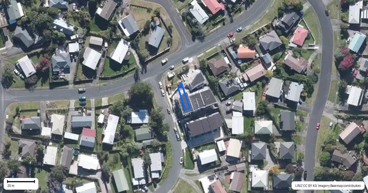 Property context map for 2/2 Flaunty Place, West Harbour, Auckland