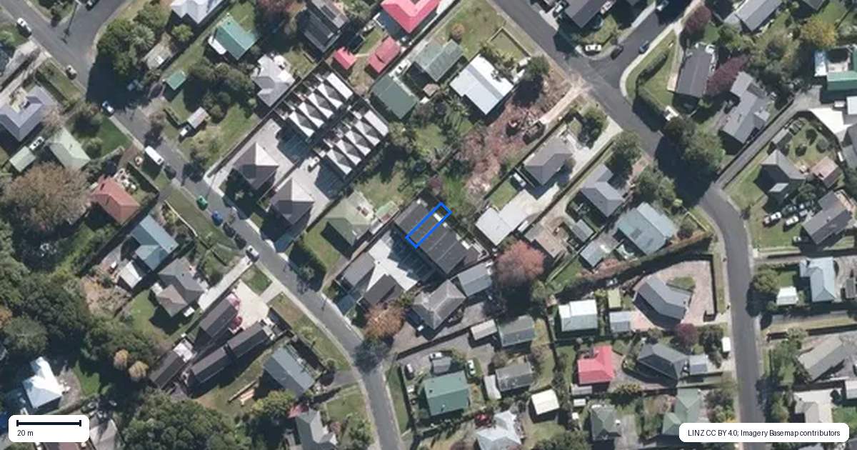 Property context map for 4/129 Lancaster Road, Beach Haven, Auckland