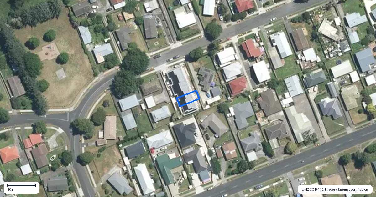 Property context map for 9D Pukeroa Place, Papakura
