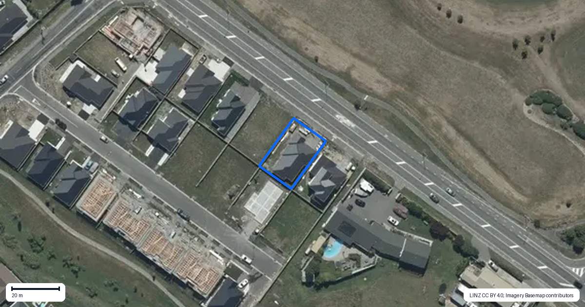Property context map for 84 Awatea Road, Hornby, Christchurch
