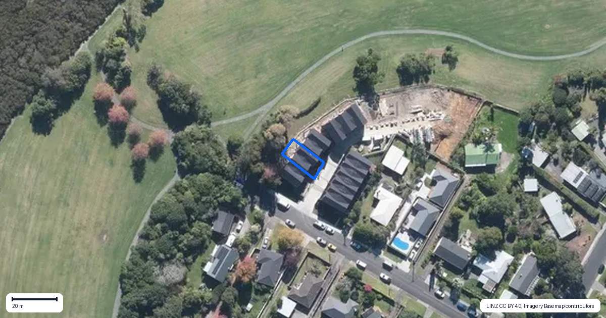 Property context map for 2/51 Taipari Road, Te Atatu Peninsula, Auckland