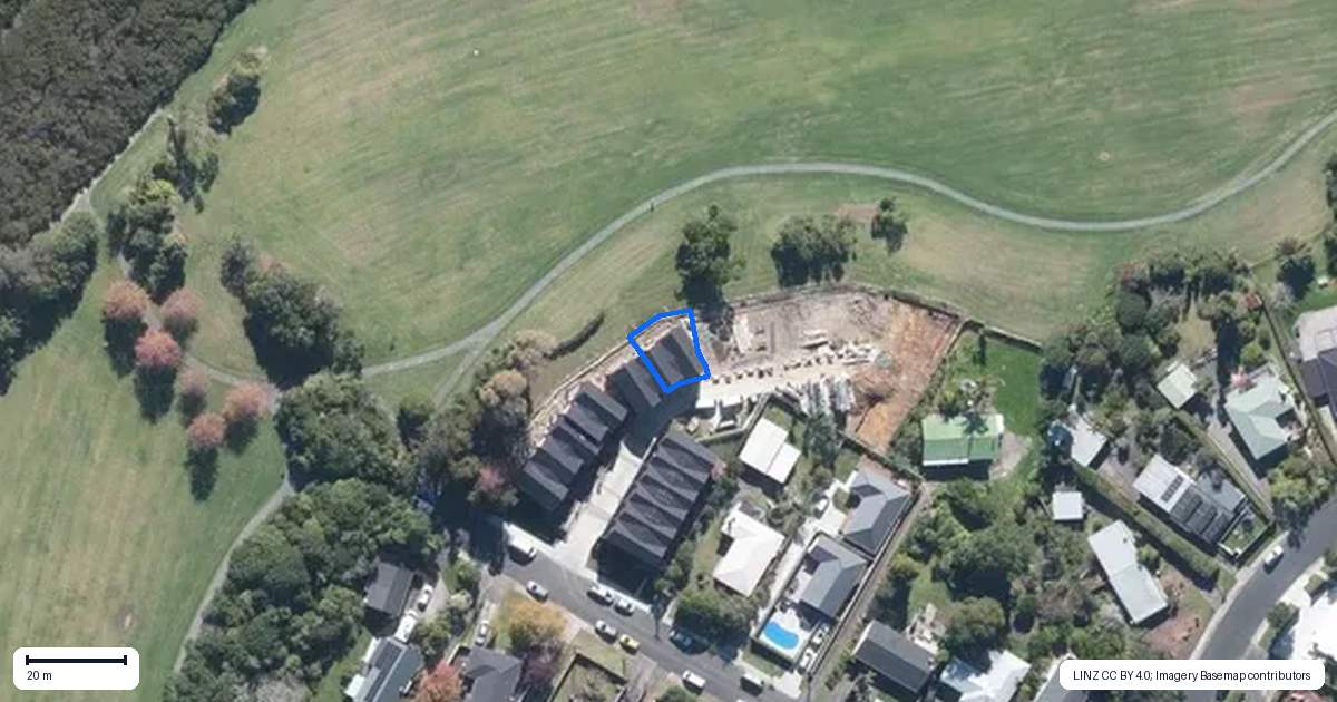 Property context map for 5/51 Taipari Road, Te Atatu Peninsula, Auckland