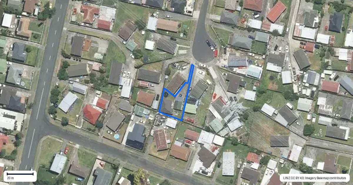 Property context map for 9A Lema Place, Clover Park, Auckland