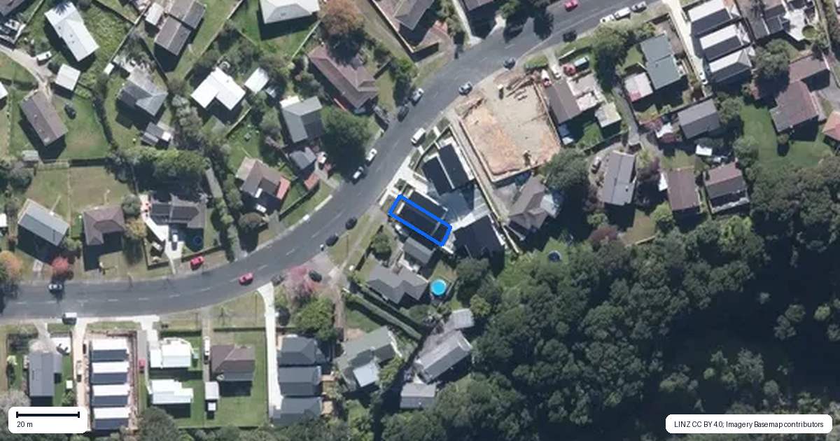 Property context map for 37A West Harbour Drive, West Harbour, Auckland
